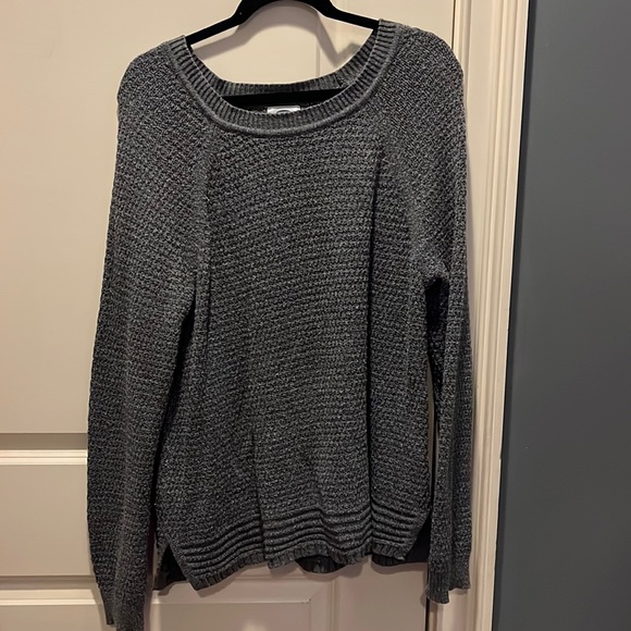 Old Navy Sweater - Picture 1 of 5